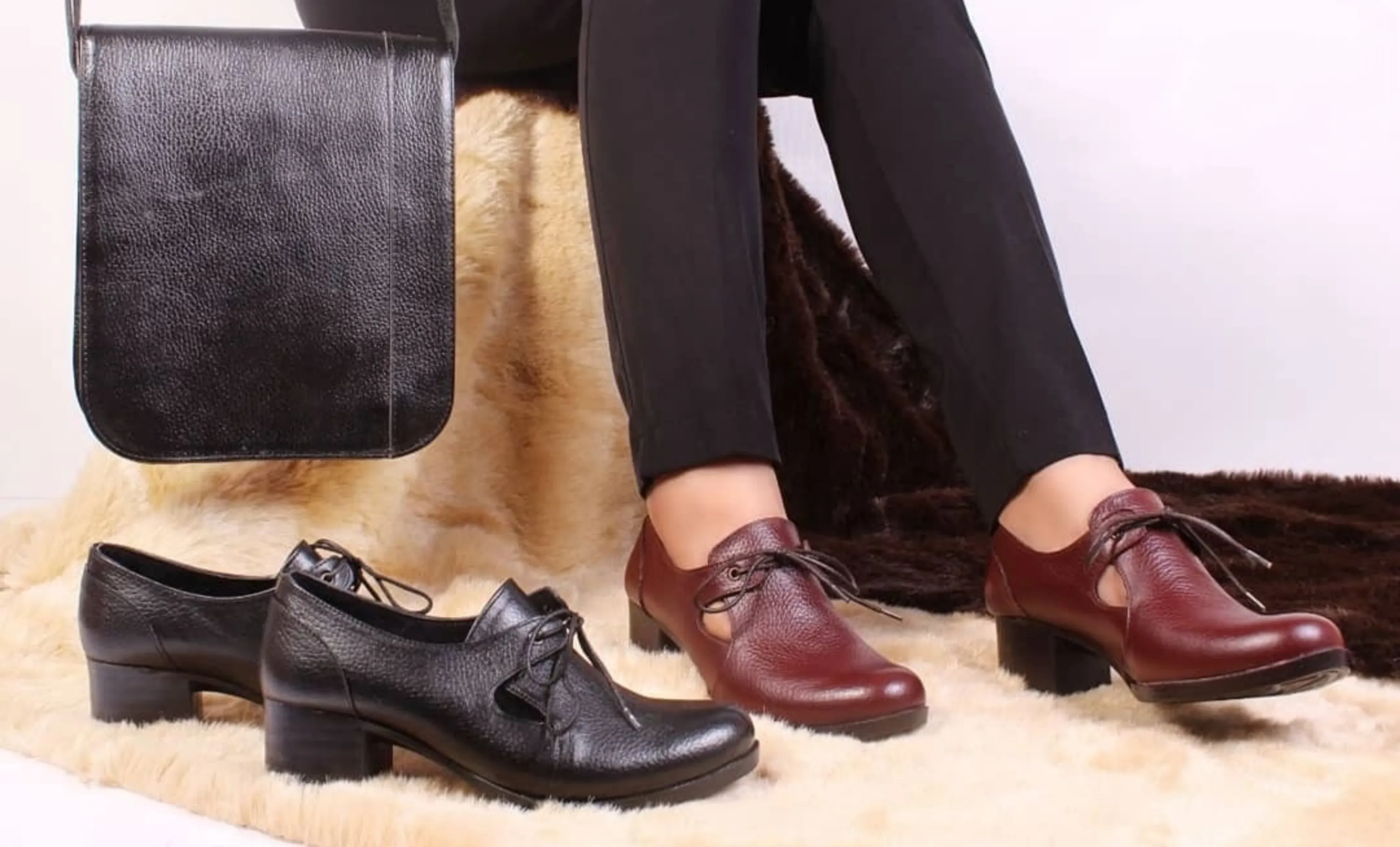 کفش  چرم  زنانه مدل تک بند کفش  چرم  زنانه مدل تک بند